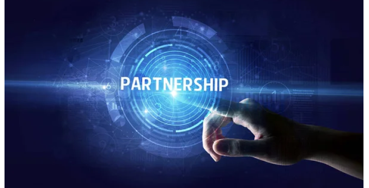 A finger point to the work Partnership